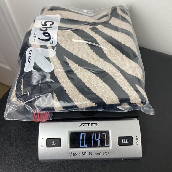 Ann Taylor Women's Zebra Print Sweater Size XS Animal Print Black Tan Pullover - Picture 7 of 7